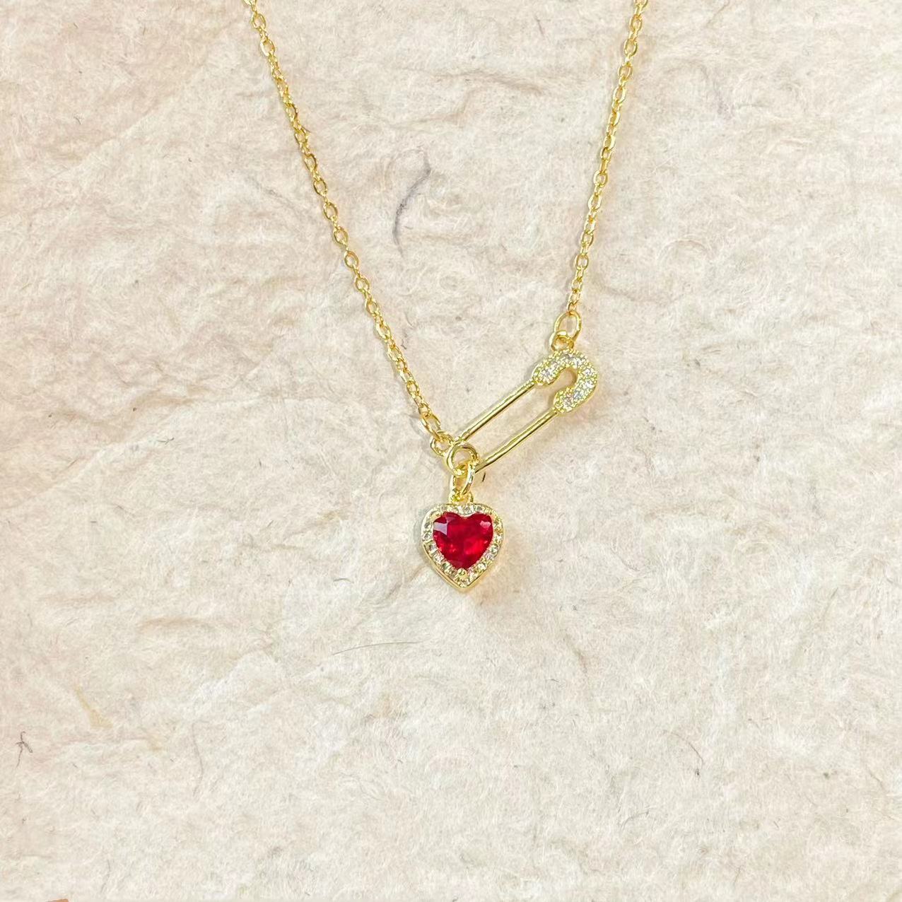 Women's Personalized Pin Pink Heart-shaped Light Luxury Necklace - Norellé