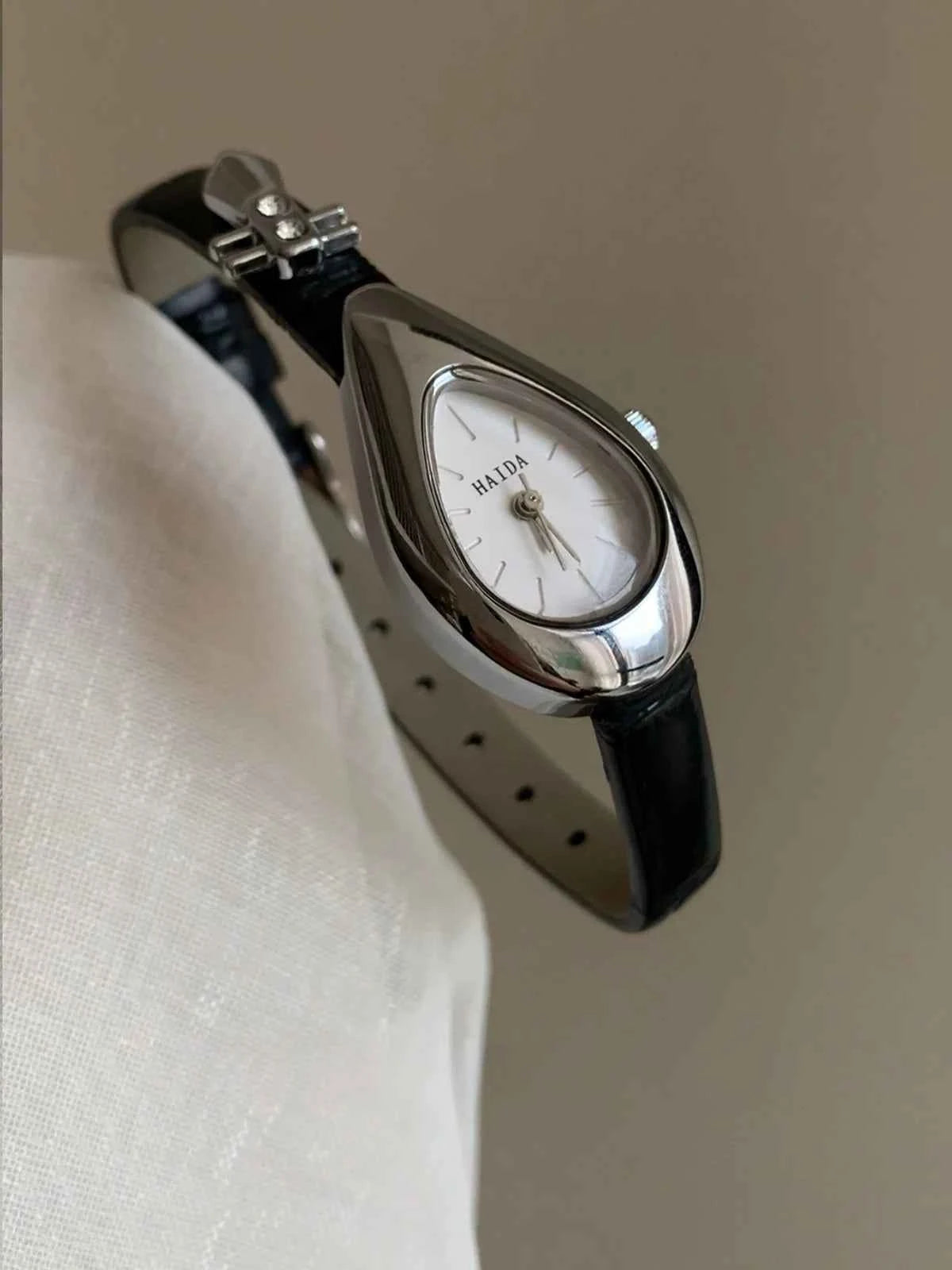 Genuine Leather Women Watch Quartz Vintage Stainless Steel