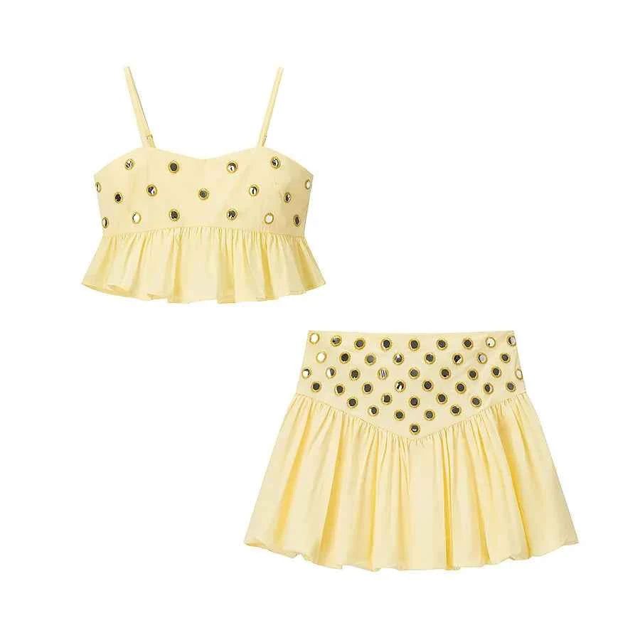 Women Metal Hollow Pleated Suspender Skirt Suit
